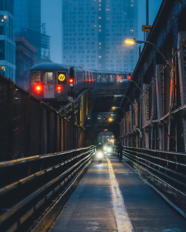 Rain is the fireworks of the gods.

#QueensNY #NYCSubway #Cityscape #UrbanPhotography #WTrain #Ntrain #NYCTransit #BridgeViews #TwilightCity #MetroMoment #StreetsofNewYork #QueensboroBridge #NewYorkLife #CityNights #NYCViews #PublicTransit #CityLights #EveningCommute #SubwayShot #UrbanJourney #RainyEvening #nycphotographer #nyc #newyorkcity #newyorkphotographer #cityphotography #landscapephotography #life_is_street #streetphotography