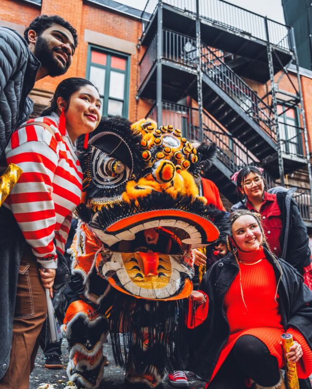 I know it’s such a late post, I was so occupied by the job. But, HAPPY CHINESE NEW YEAR!!! Nothing fancy today except pure joy and happiness! Wish you could be happy, fulfilled and most importantly, super rich in the new year!

#lunarnewyear #yearofthedragon #chinatownnyc #chinatown #lny #chinesenewyear #mysecretnyc #happynewyear #lunarbeauty #lunarphotography #nyc #nycphotographer #nycphotography